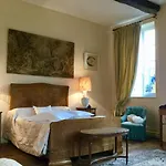 Au Temps Jadis 3*